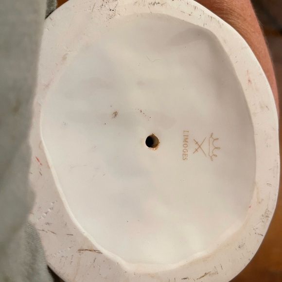 Pair of Limoges Antique Shell Vase - Picture 4 of 4